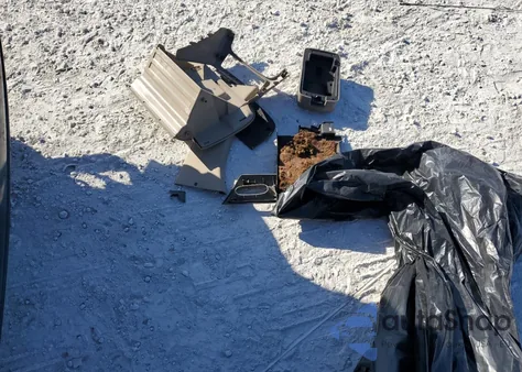 2000 Nissan Sentra Base z USA, uszkodzony, nr VIN 3N1CB51DXYL325620